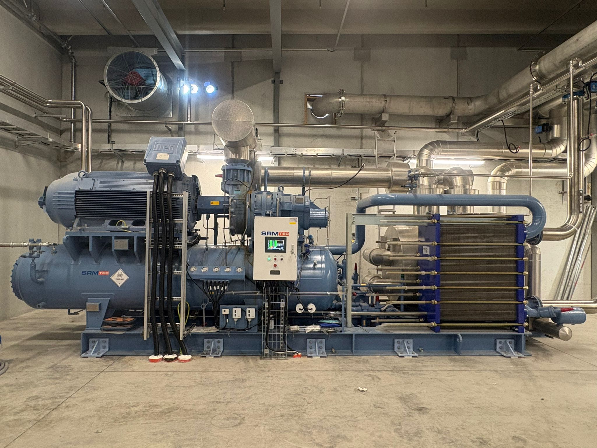 SRM Screw Ammonia/Glycol Chiller - EastPack